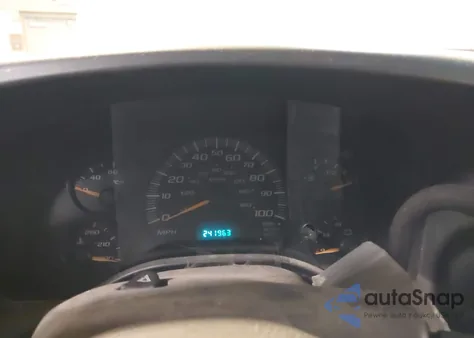 2004 Chevrolet Express из США, поврежденный, VIN 1GAHG39U641233542